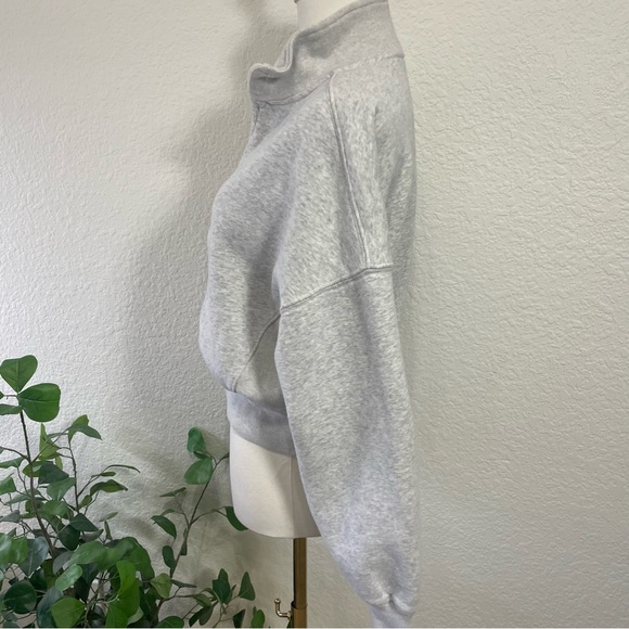 Abercrombie & Fitch Soft A&F Max Essentials Half-Zip Pullover Sweatshirt - Picture 2 of 7